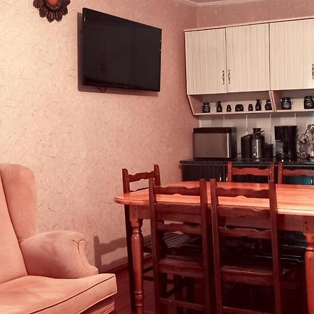 Bees Guesthouse 梅斯蒂亚 外观 照片